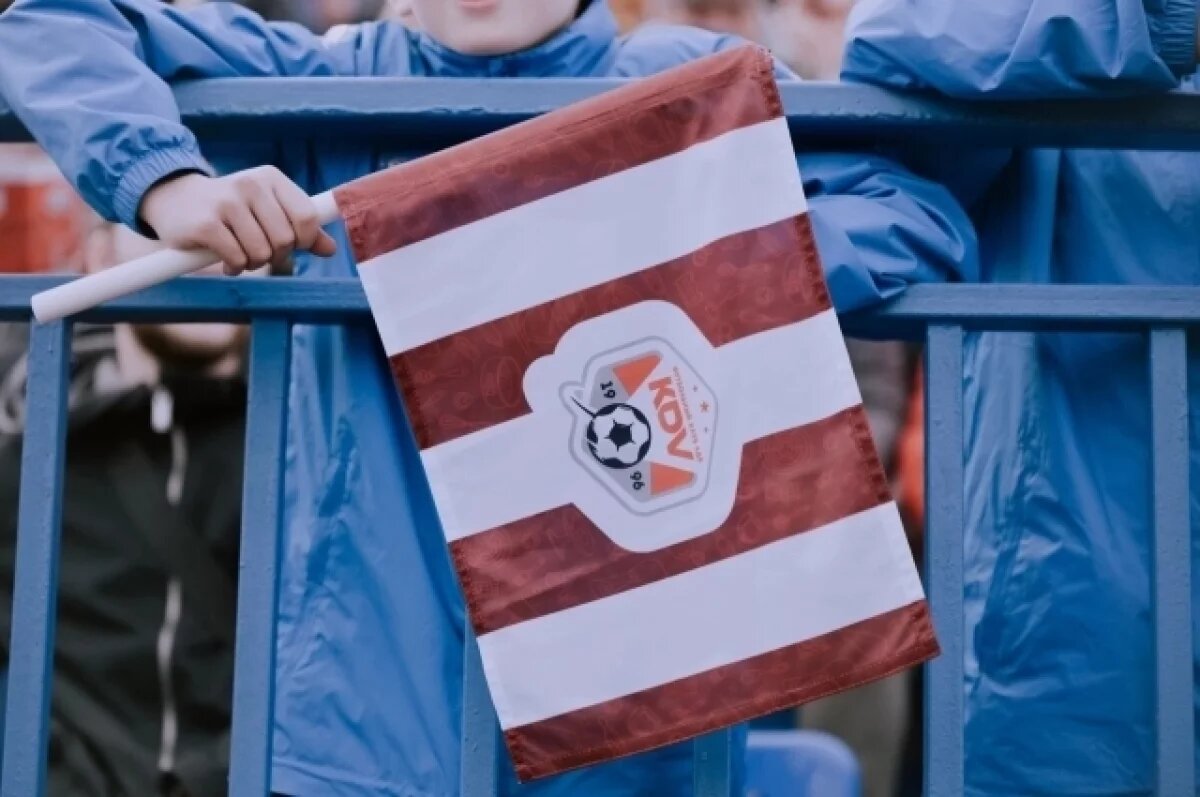    Томский «КДВ» завершил сезон волевой победой и бронзовыми медалями