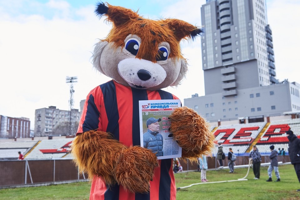    Футболисты «Амкара» одержали уверенную победу над «Динамо-Барнаул» в заключительном домашнем матче сезона Николай ОБЕРЕМЧЕНКО