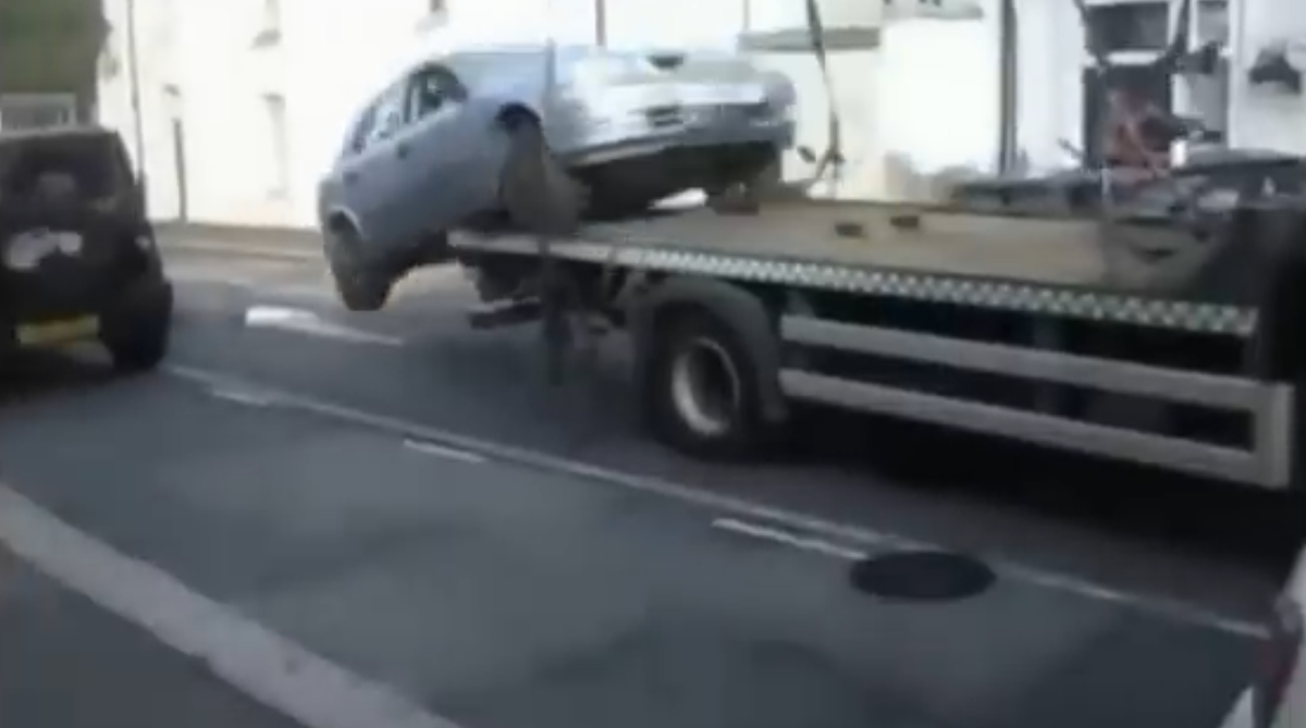 Случаи бегства с эвакуатора не такие уж и редкие.