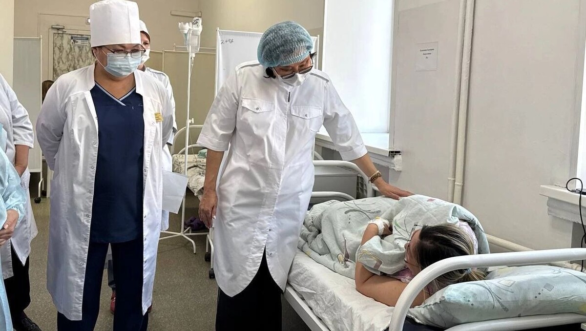 Русская рулетка с готовой едой: 150 человек попали в больницы в День пищевика. Фото: Евгения Лудупова