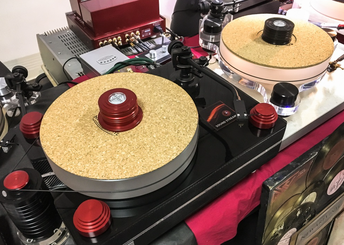 Винил жив? Почему аудиофилы не бросают иглу даже в 2025 году. Источник: Яндекс картинки.