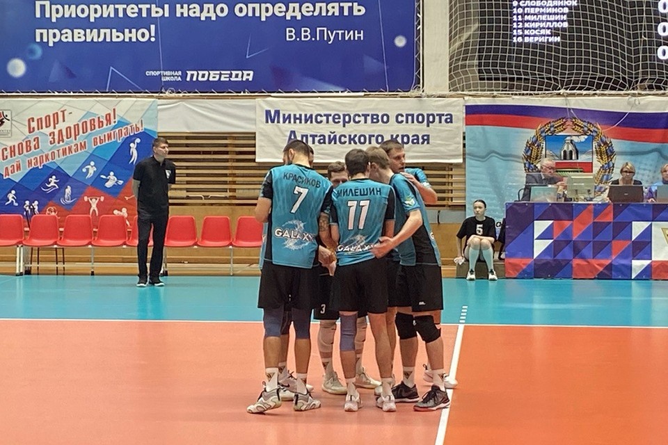    ВК "Университет" дважды уступил челябинскому "Динамо" Анна СЕМИНА