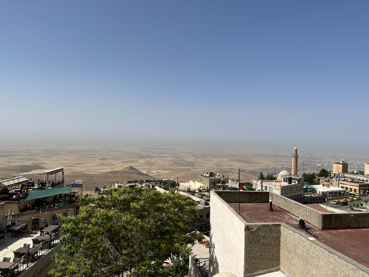 Граница с Сирией в 30 км.