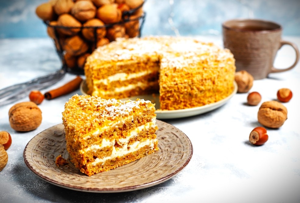 Как приготовить самый нежный и вкусный медовый торт  Быстрый и простой рецепт