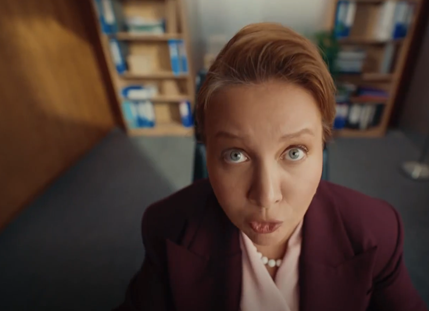 Кадр из рекламы ВТБ "Перевод ЗП в ВТБ" (2025)