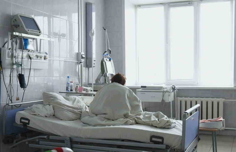    Власов уверен, что перемены в системе ОМС сделают пациентов беззащитными. Фото: Царьград