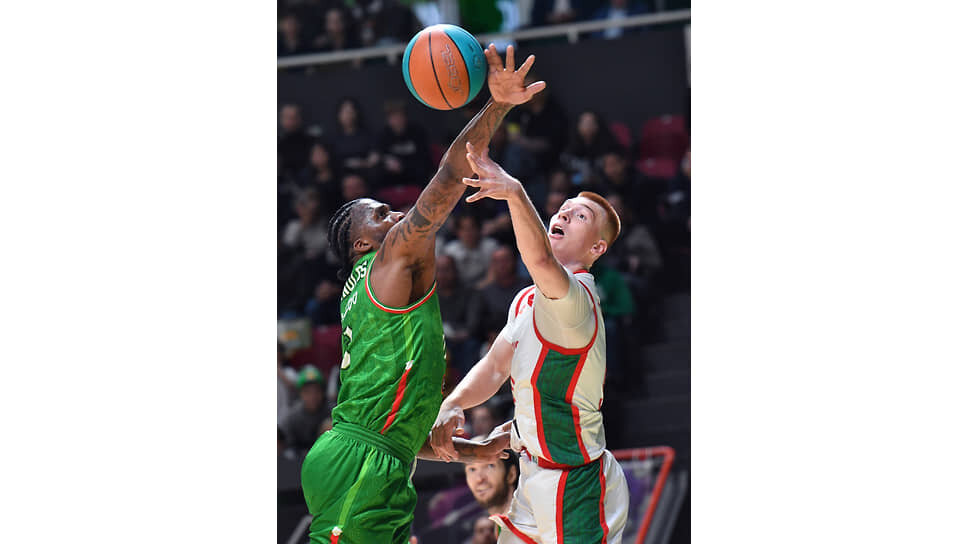 Матч между командами УНИКС (Казань) — «Локомотив-Кубань» (Краснодар).📷Фото: Артемий Шуматов / Коммерсантъ