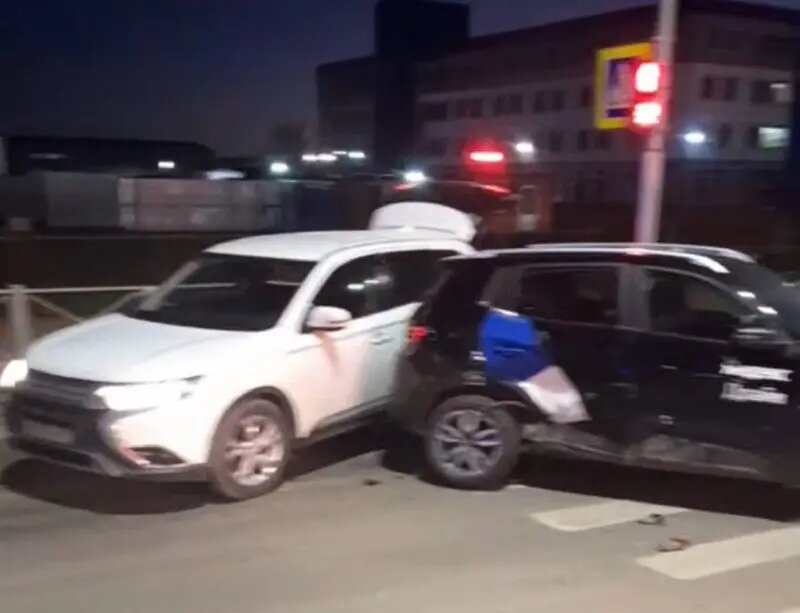    Фото: телеграм-канал Мегаполис | ДТП и ЧП | Санкт-Петербург | Питер