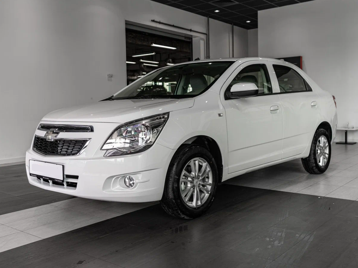 Chevrolet Cobalt. Источник иллюстрации - Яндекс.Картинки