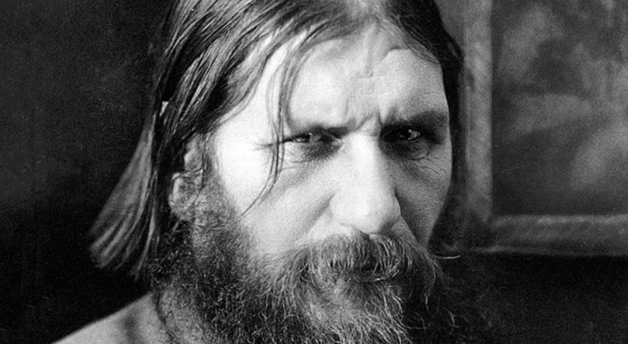 Григорий Распутин. Источник: https://upload.wikimedia.org/wikipedia/commons/9/97/Grigori_Rasputin_1916.jpg 