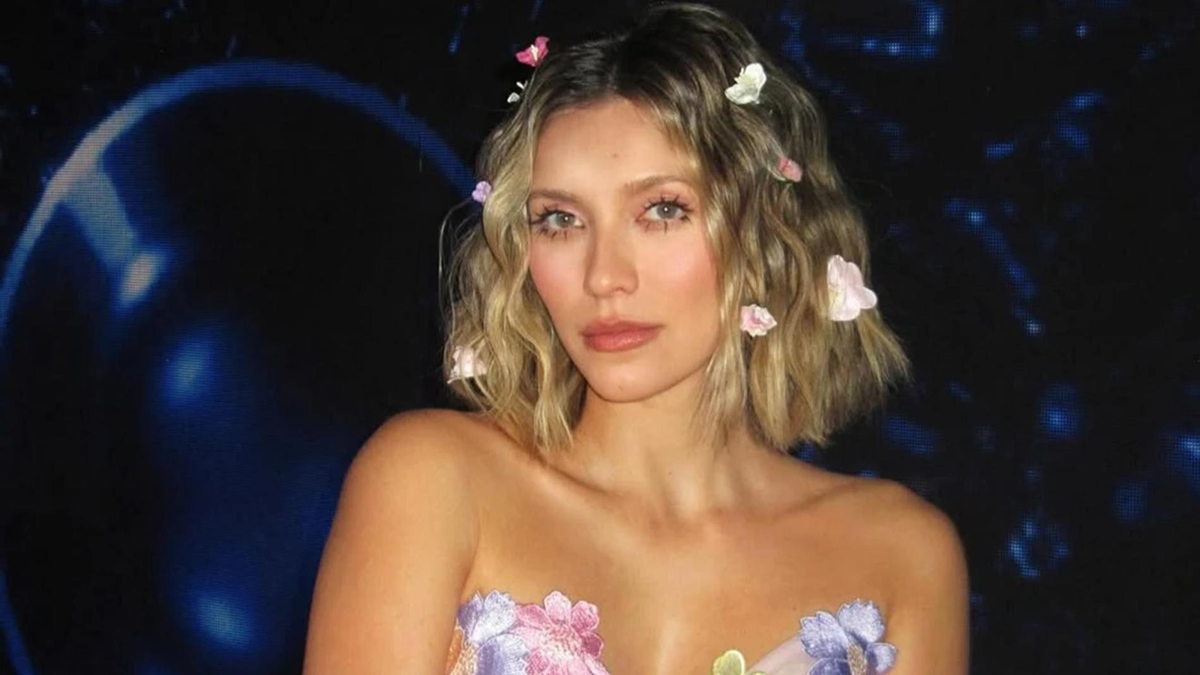    Регина Тодоренко. Фото: Инстаграм (запрещён в РФ) @reginatodorenko