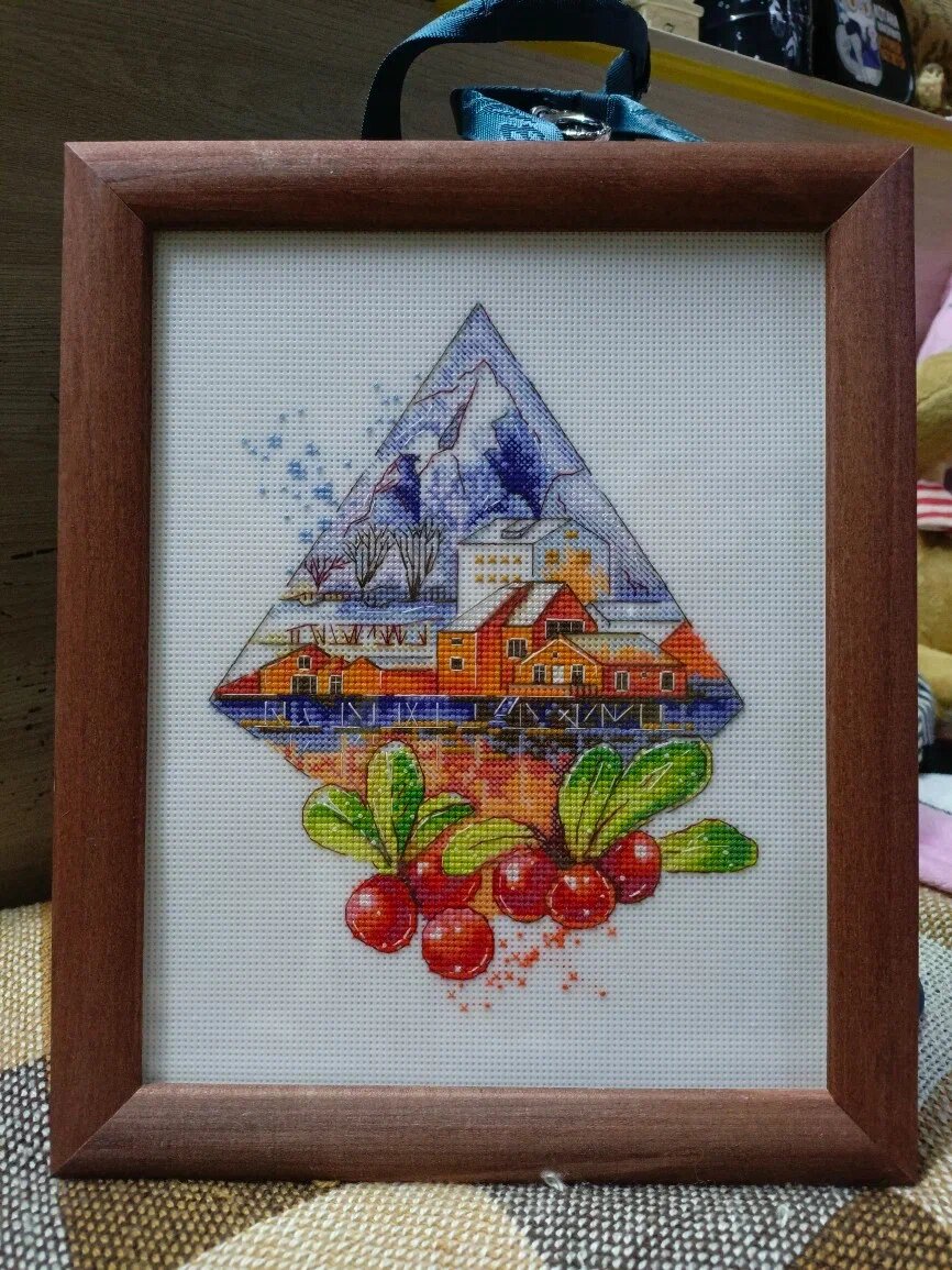 Яркая скандинавия вышита!