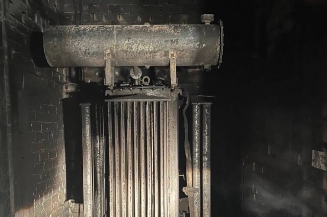    Внутри помещения загорелось масло. Фото: Глава Березников Алексей Казаченко