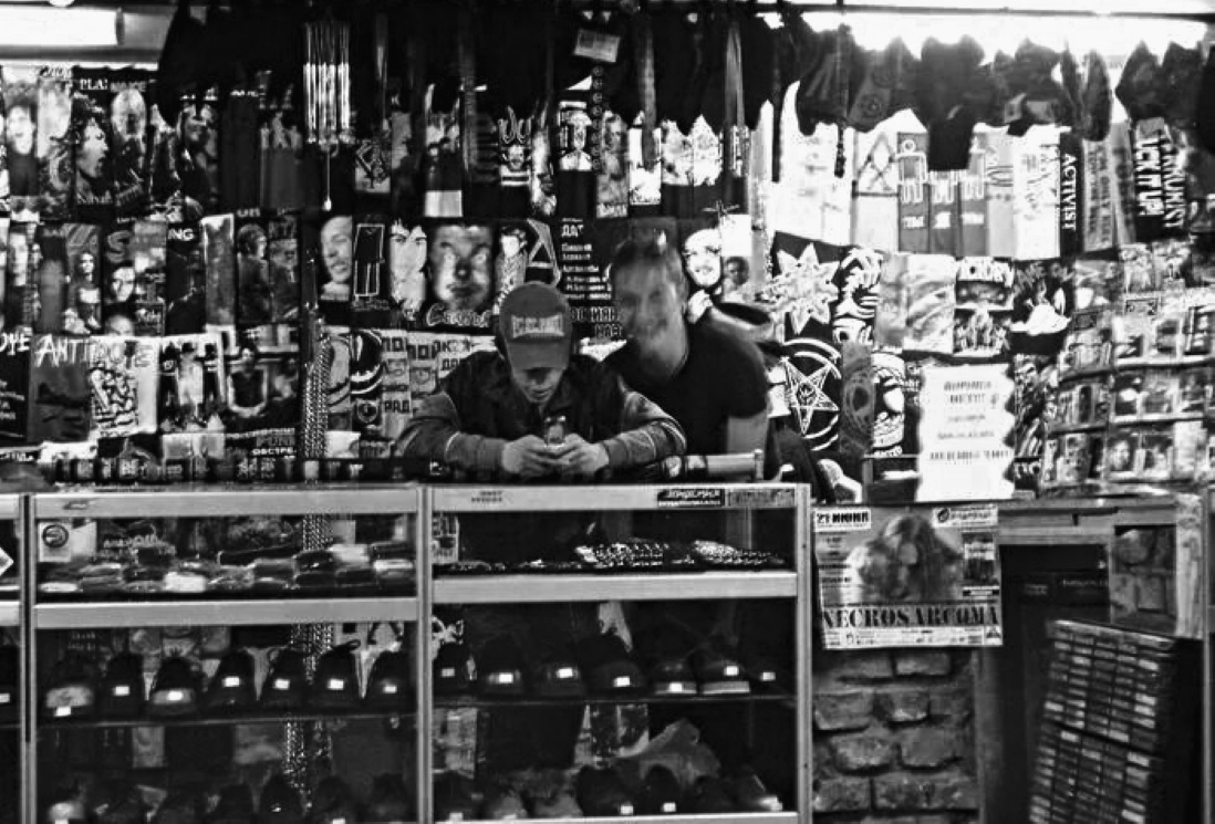 Внутри магазина. Источник: Телеграмм-канал "Дохлая рыба"