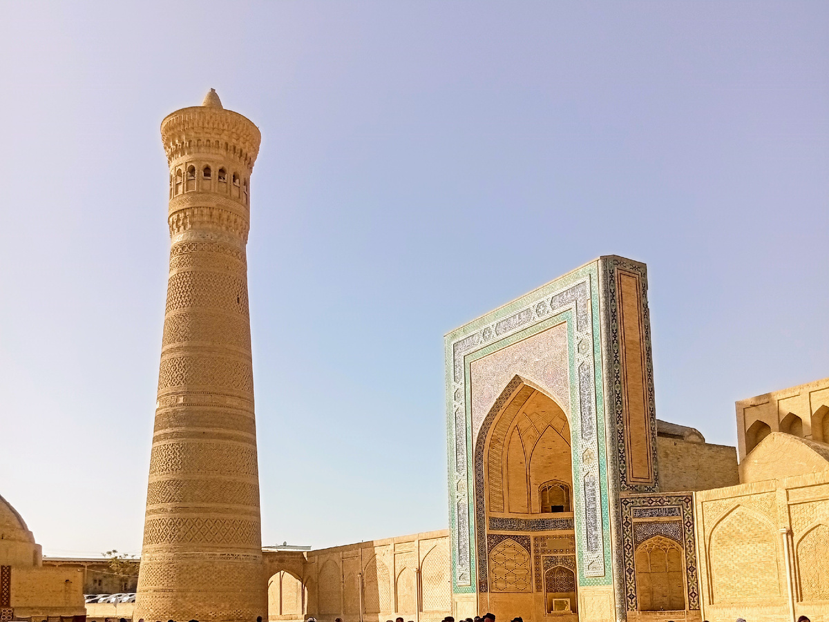 Архитектурный ансамбль Пои-Калян. Фото из личного архива автора.