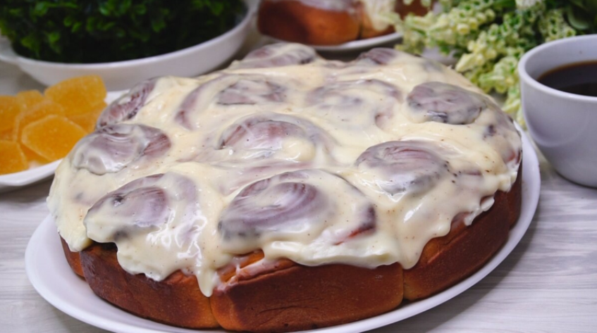 Пеку этот пирог к чаю частенько, бесподобный рецепт. Покорится ДАЖЕ тем, кто в выпечке полный ноль...