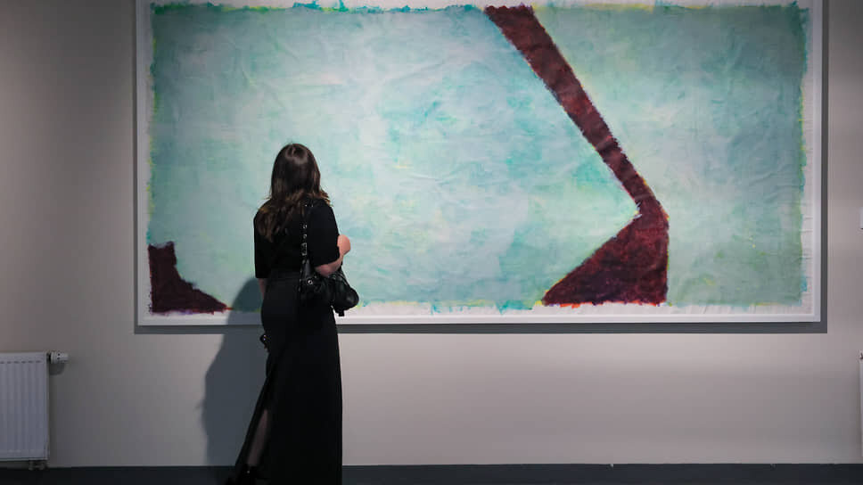 Презентация выставки художников Алины Глазун и Петра Кирюши в рамках проекта "Создать пару".📷Фото: Марина Молдавская / Коммерсантъ