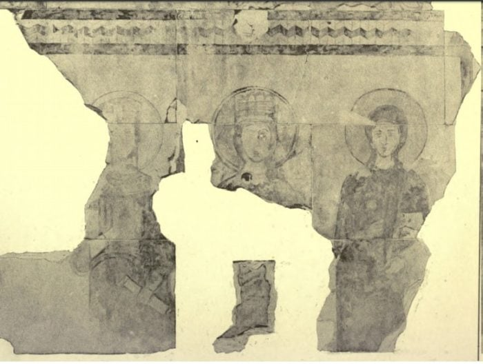 Византийские иконы внутри Парфенона