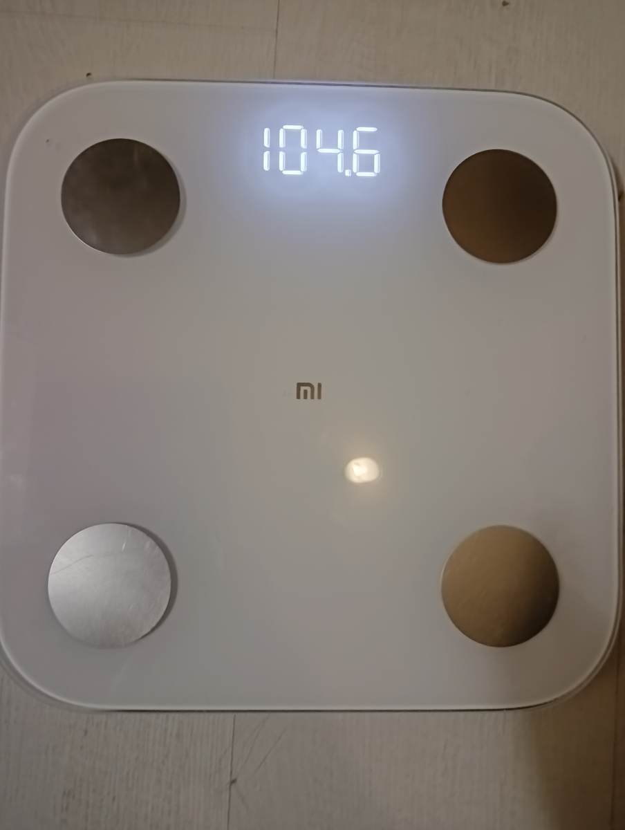 Вес на 20.10.2025 104,6 кг