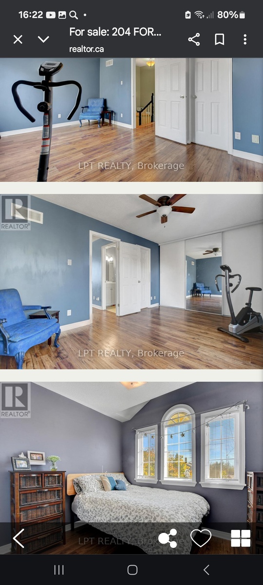 Чаще всего тёмный цвет стен. Почему то канадцам так уютнее.