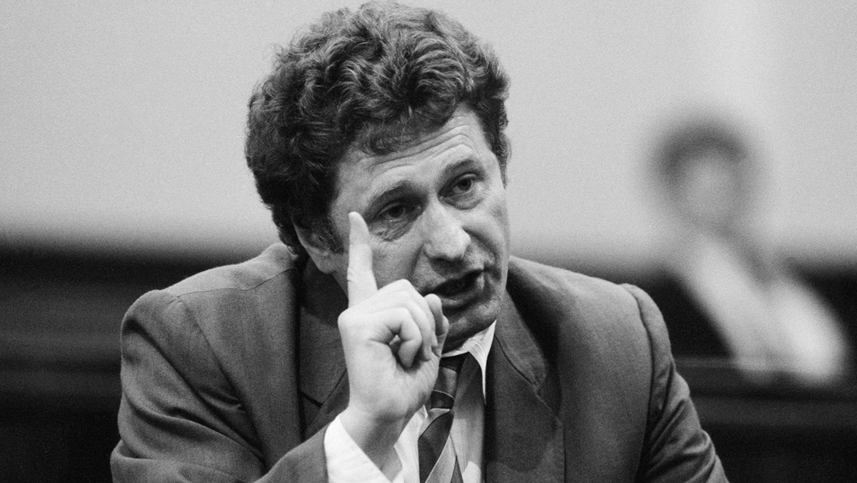   Владимир Завьялов / ТАСС- Народный депутат В.В. Жириновский на IV съезде народных депутатов РСФСР в 1991 г.