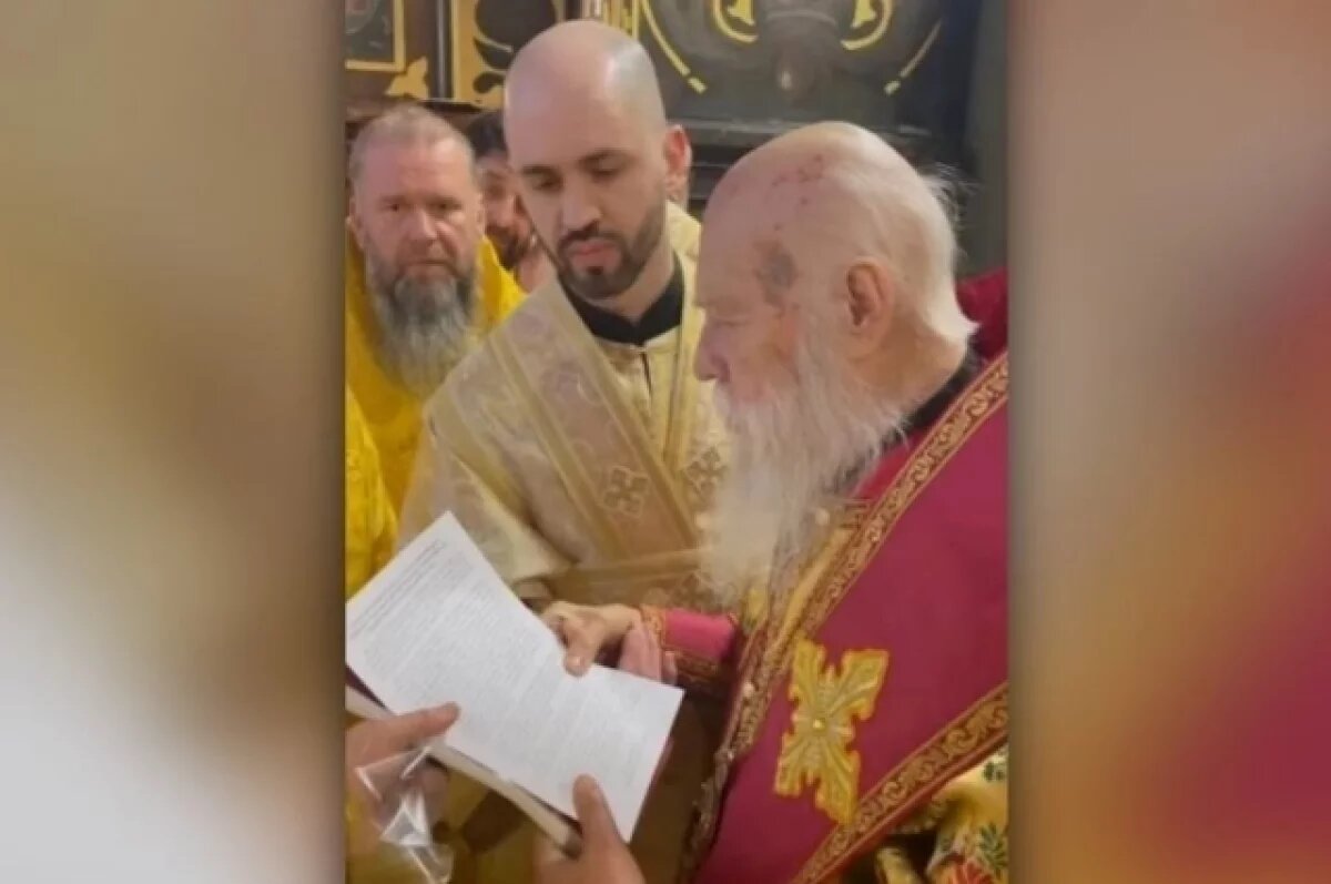    Глава Киевского патриархата Филарет потребовал, чтобы его отпевали не в ПЦУ