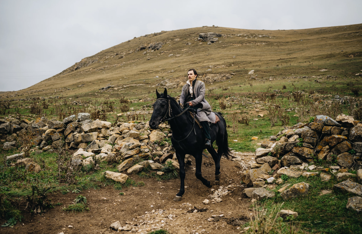 Кадры из фильма взяты на сайте kinopoisk.ru