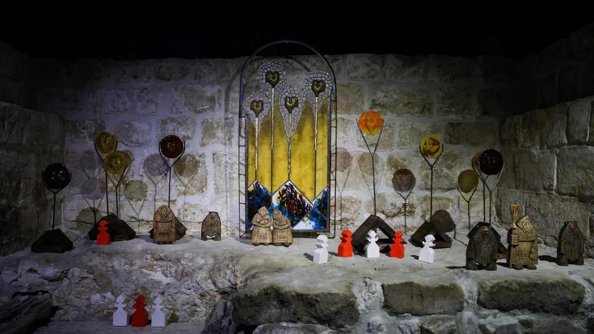 Работы Алексея Блинова и Елены Кузнецовой в экспозиции выставки. 2025 © Фото предоставлено пресс-службой музея 