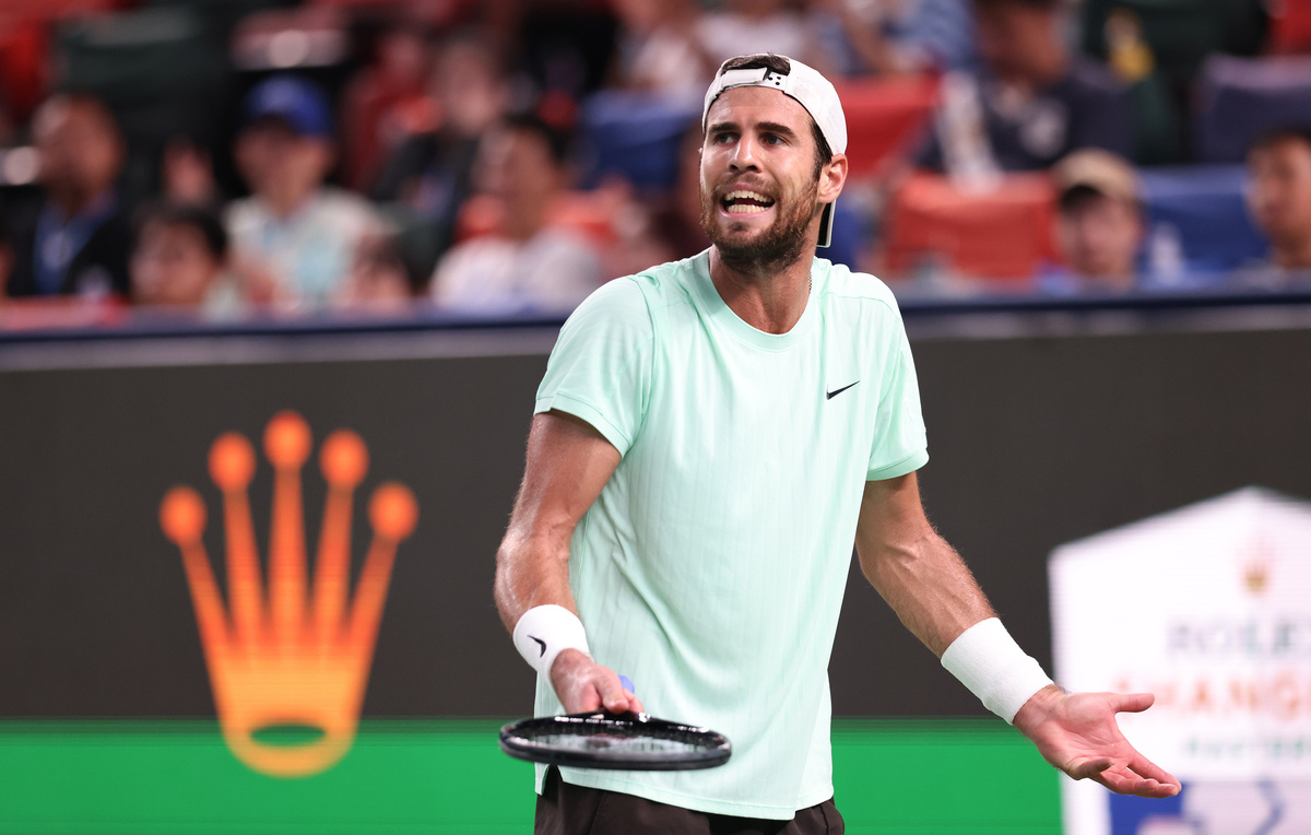    Карен Хачанов  Hu Chengwei/Getty Images