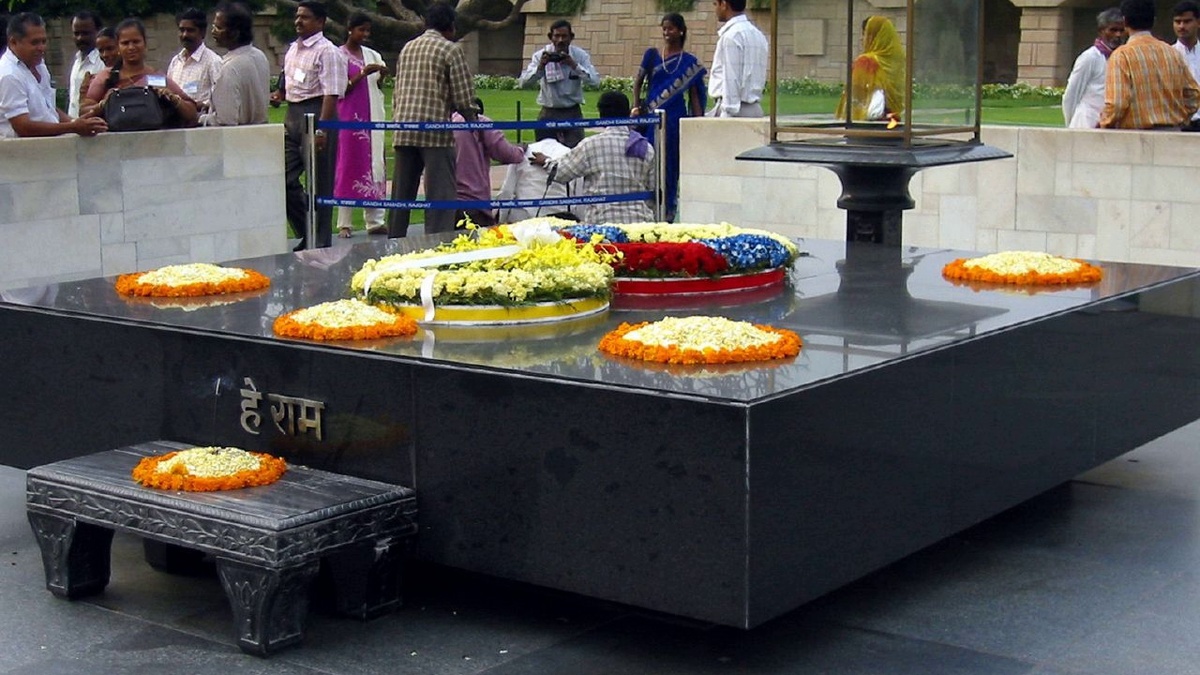 Мемориал на месте убийства М. Ганди