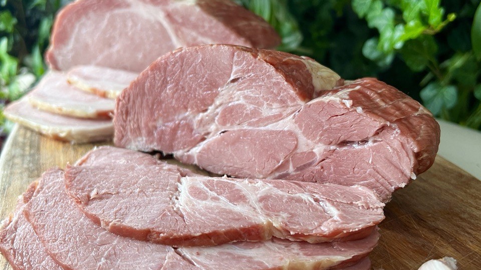 Проще, чем кажется: Сочный домашний карбонат, как в магазине, только лучше.