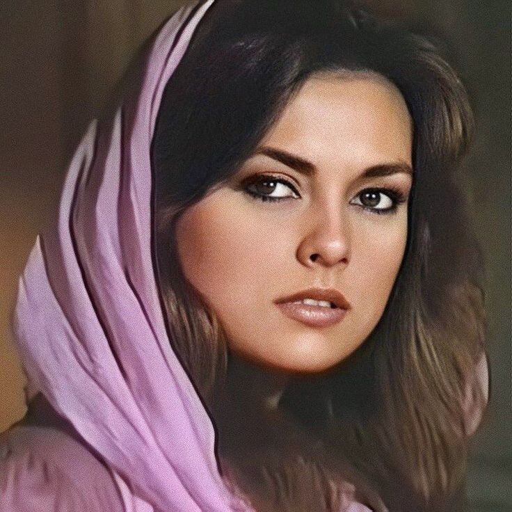 Фото: Айдан Шенер "Королёк птичка певчая"