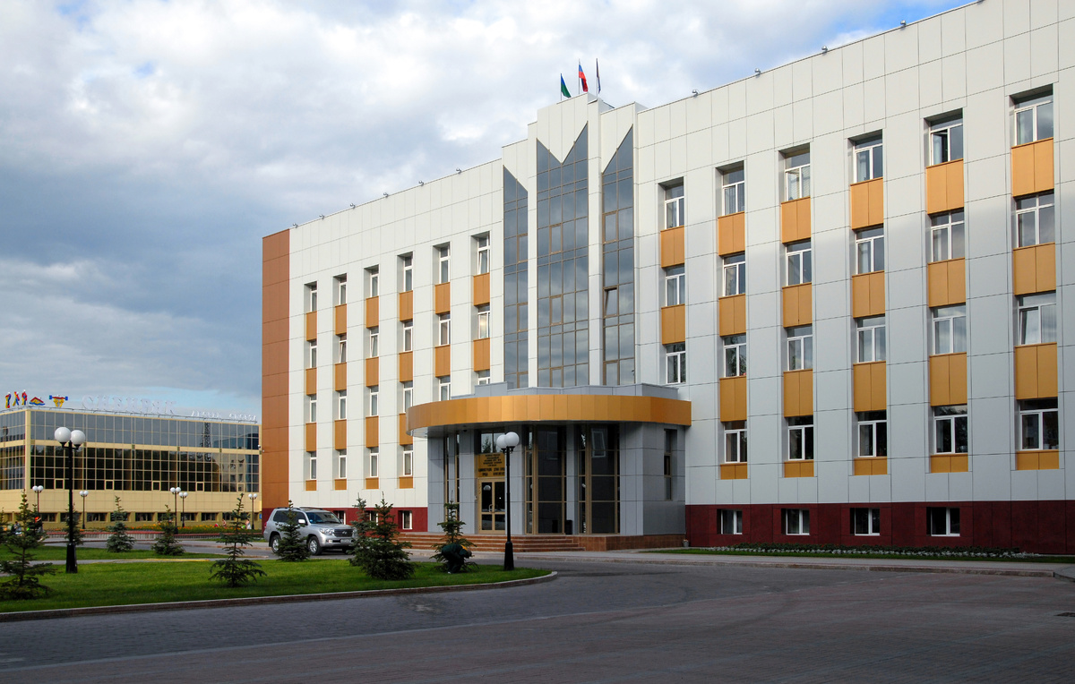    Здание Администрации Нефтеюганска  Kirill Skorobogatko/Shutterstock/Fotodom