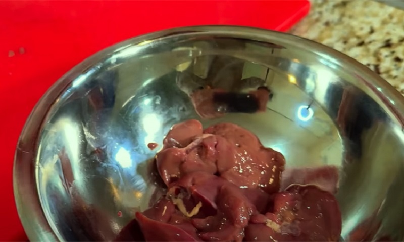 Как правильно пожарить печень с луком: секреты мягкости и яркого вкуса