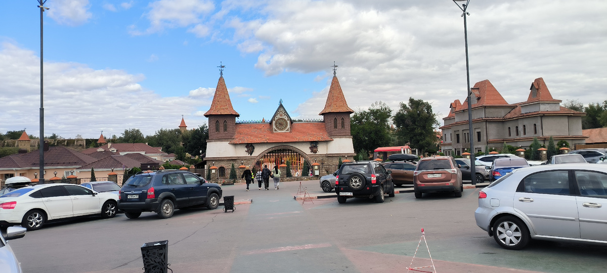 Вход с парковки