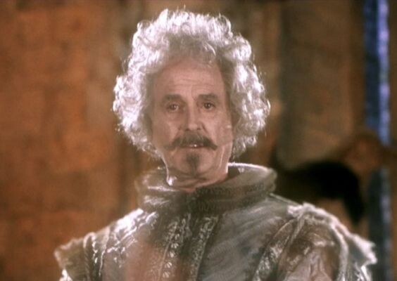 Джон Клис - Почтибезголовый Ник.