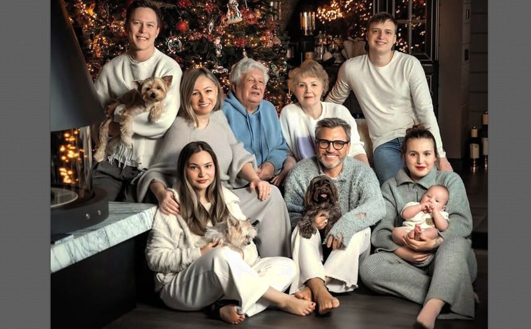 У Такменёва дружная семья