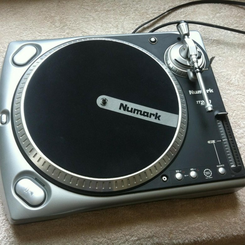 Numark TT-200