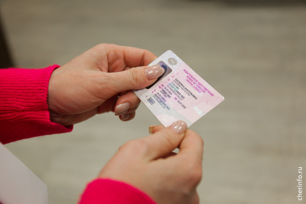    Дело 42-летнего мошенника рассматривал городской суд.