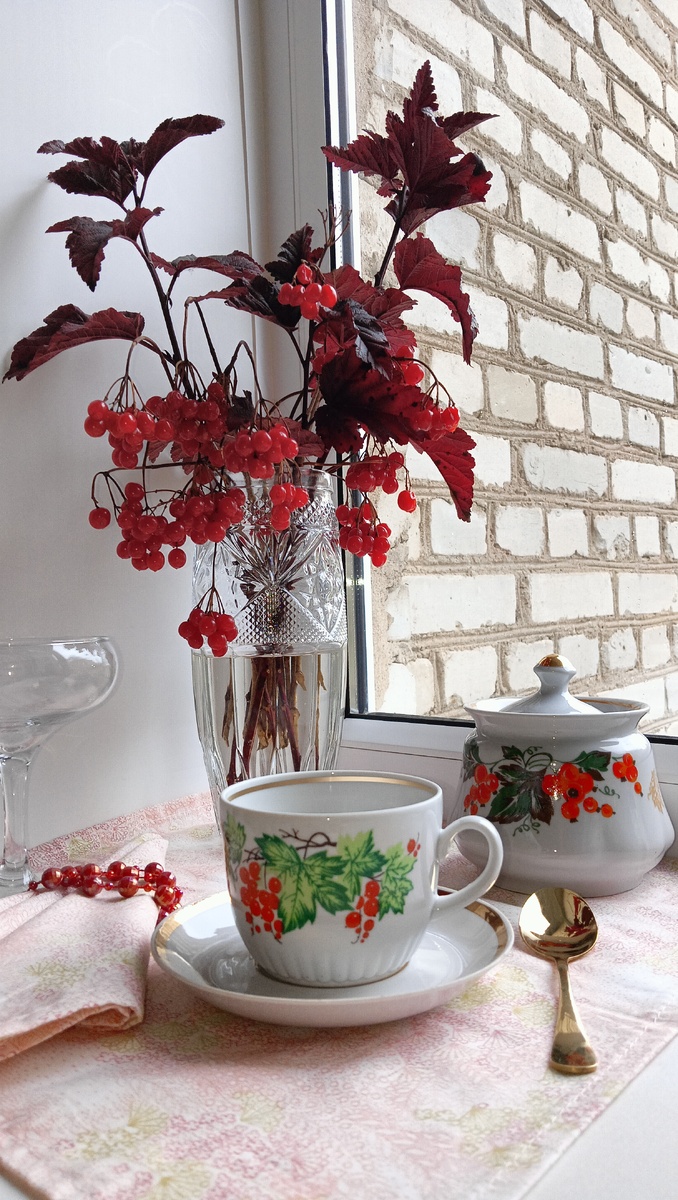 Ягодное великолепие винтажного фарфора. Фото автора