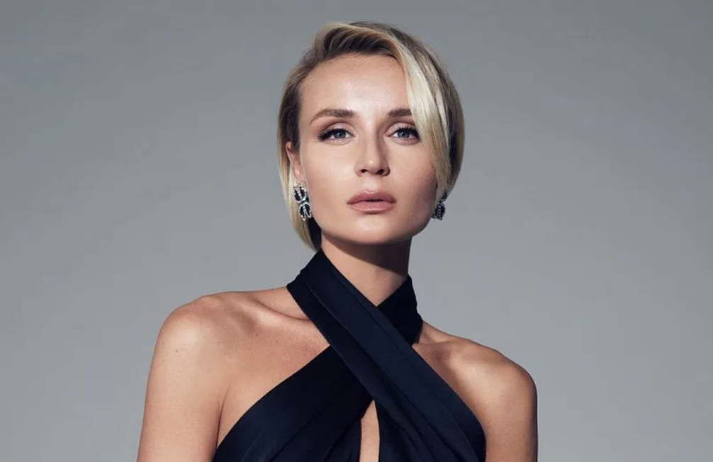 на фото Полина Гагарина