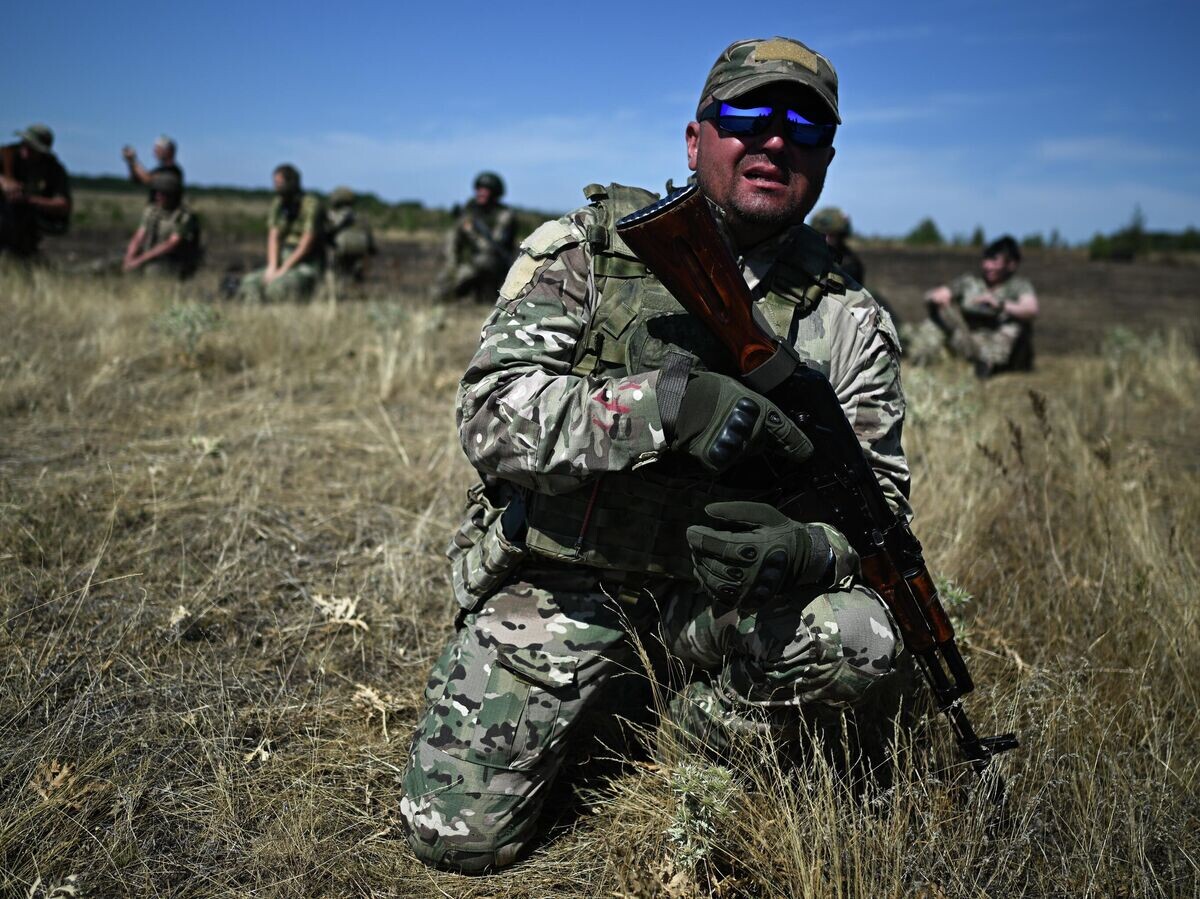    Российский военнослужащий© РИА Новости / Сергей Бобылев