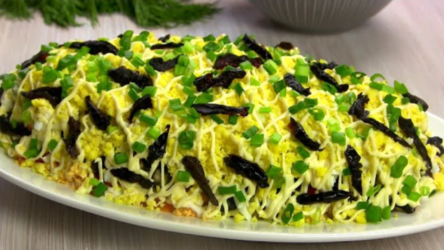 Печень трески под шубой: рецепт праздничного салата