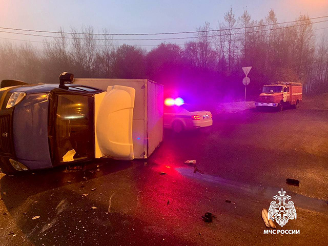 Выходные в Тверской области для МЧС были жаркими: пожары, ДТП, утопление