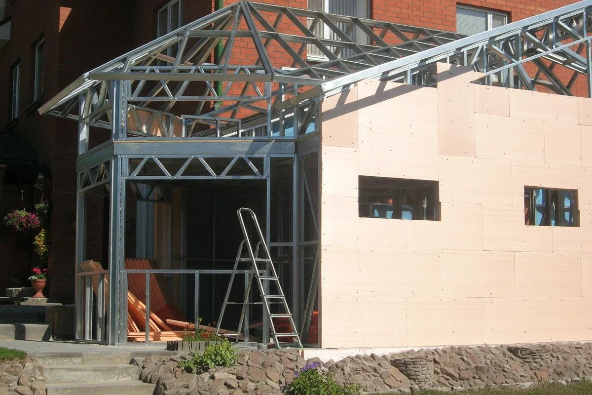 Процес монтажа каркаса