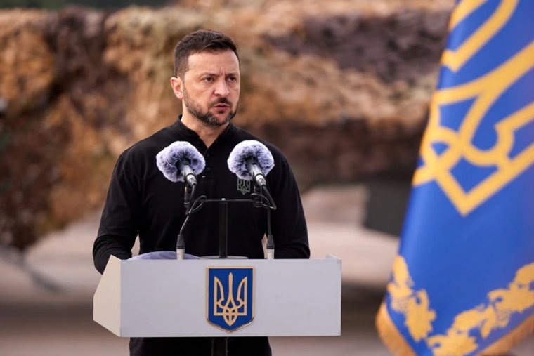     Зеленский допустил разделение территорий по текущей линии фронта