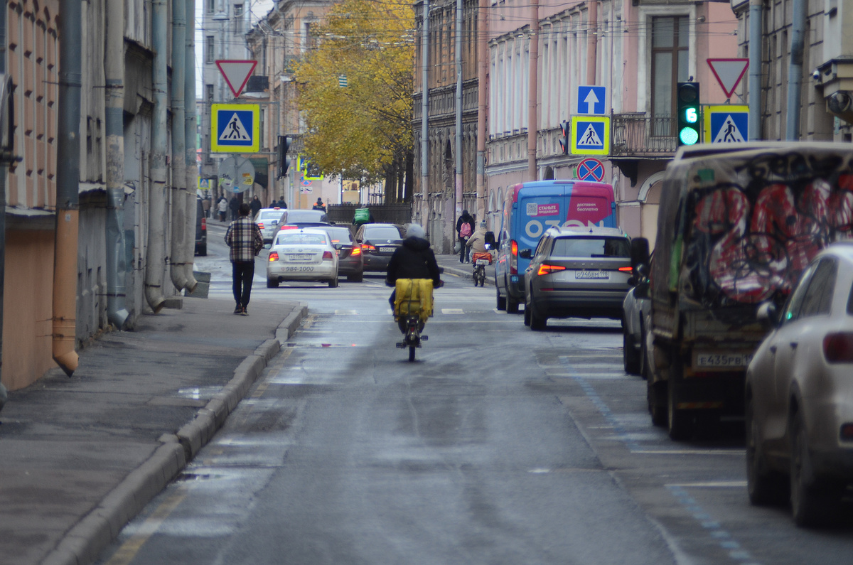 В середине недели в Петербурге и его окрестностях вновь ожидается температура около 0 градусов.  Фото: Фото: ФедералПресс / Татьяна Буторина