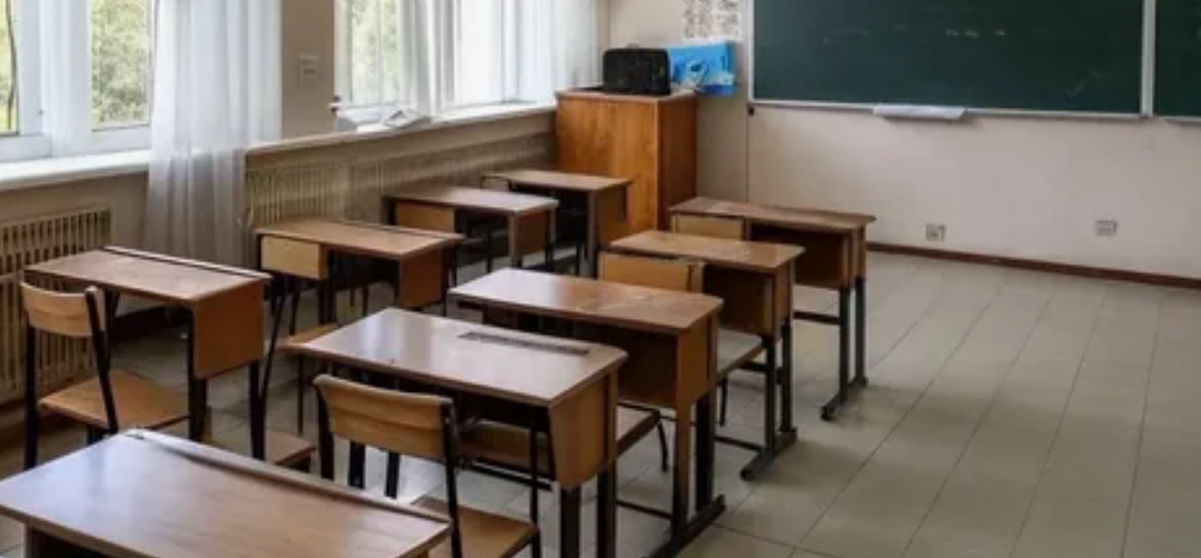 В школах теперь будет 12 классов обучения. Это очень хорошо!