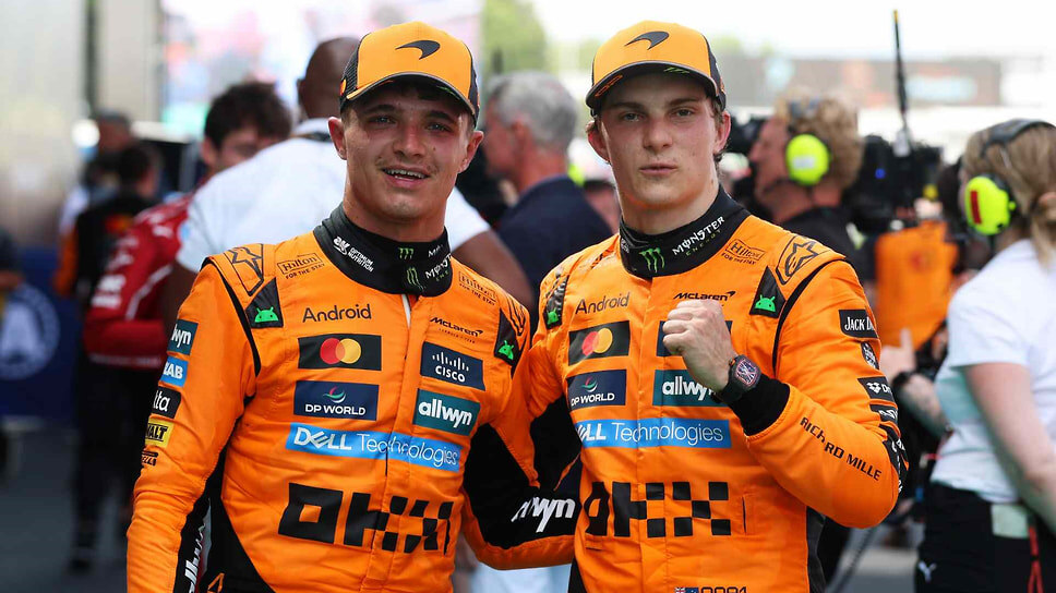 Лидеры чемпионата Ландо Норрис и Оскар Пиастри из «конюшни» McLaren.📷Фото: McLaren