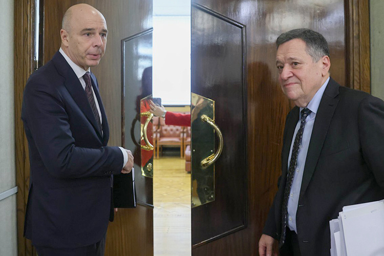    В середине года власти скорректировали бюджет на 2025-й, увеличив расходную часть на 829 млрд рублей, и львиную долю — 279 млрд рублей — составили допзатраты на льготную ипотеку.   
Фото: duma.gov.ru